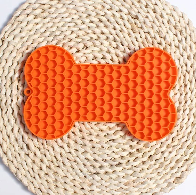 Bone Silicone Licking Dog Slow Food Mat - PawLuxeBone Silicone Licking Dog Slow Food Mat